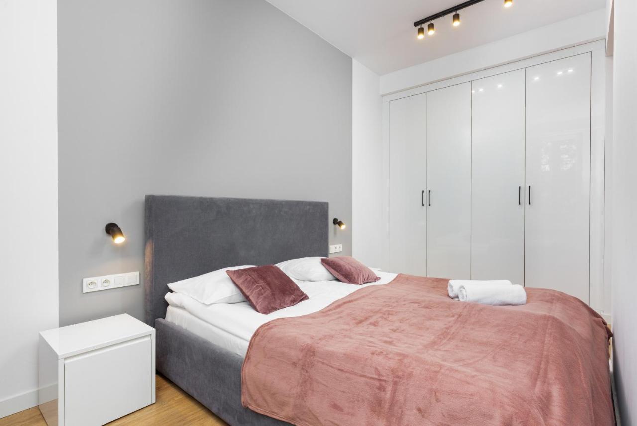 Slawinska Apartment Warsaw Wola By Noclegi Renters Varsóvia Exterior foto